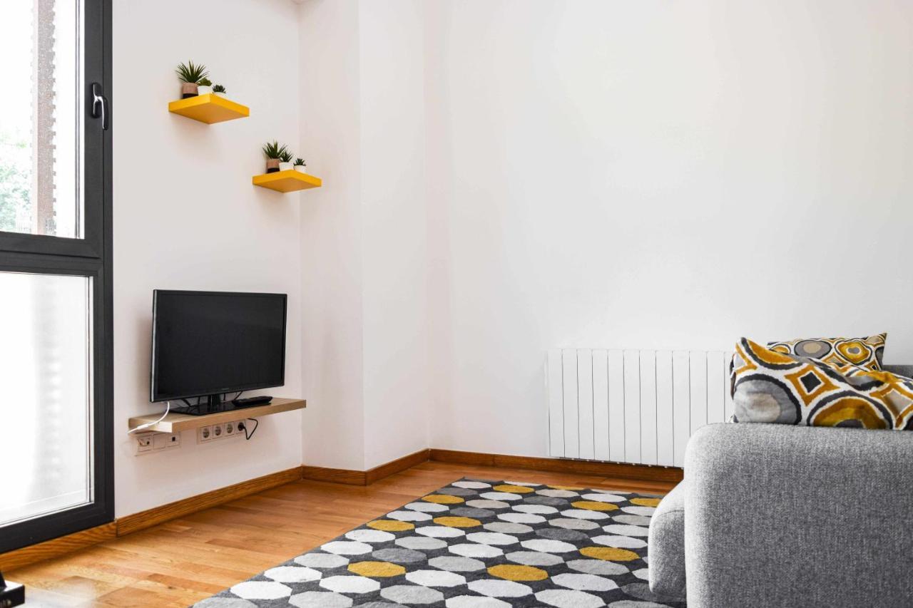 Loft Besalu Alojamiento Centrico Y Acogedor מראה חיצוני תמונה